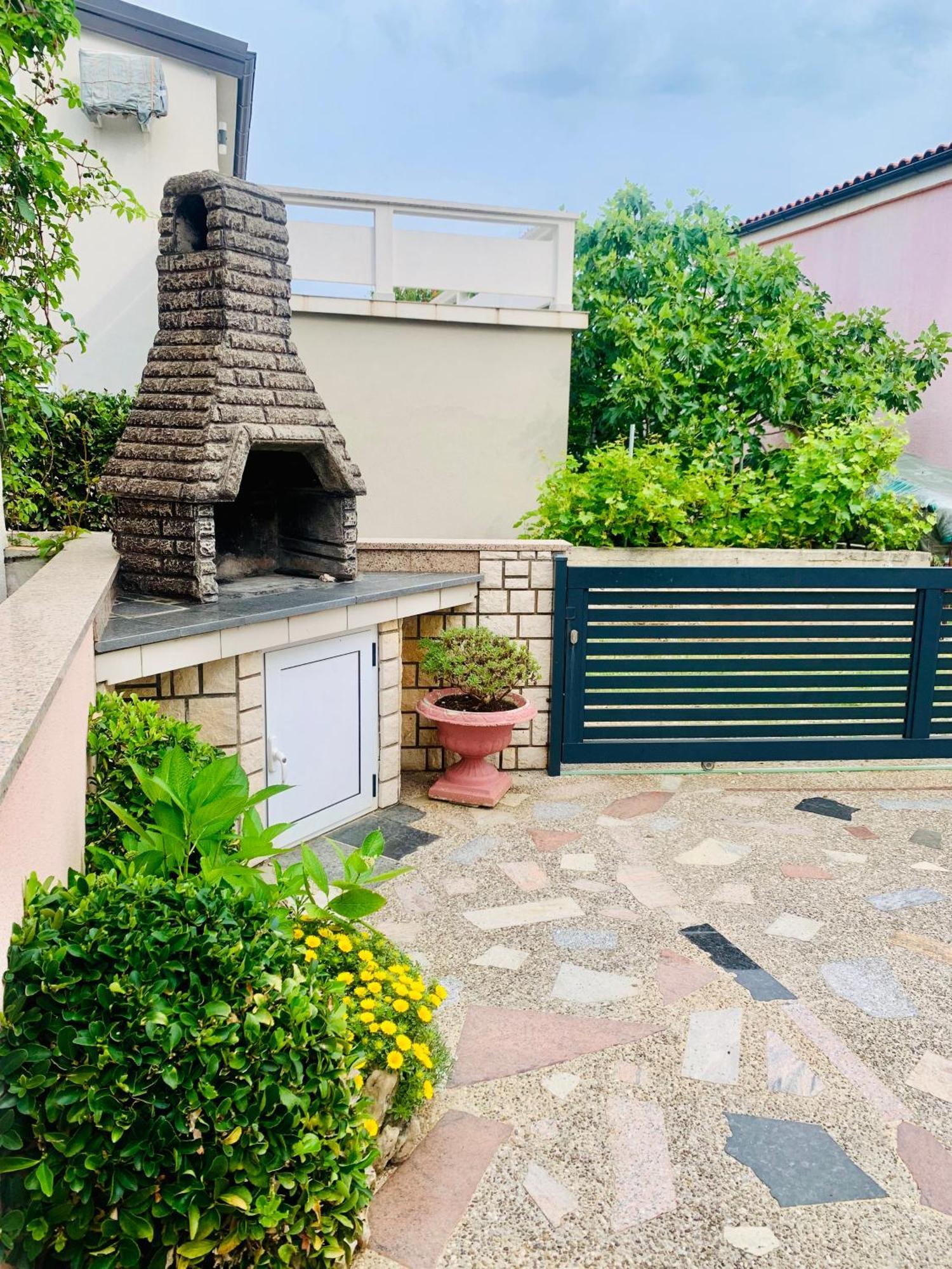 Apartments Barbara 111 Vir Ngoại thất bức ảnh